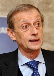 Piero Fassino, sindaco di Torino e presidente dell'ANCI