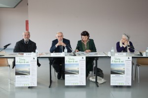 Il tavolo dei relatori intervenuti al seminario “Vivere… il dopo di noi”. A partire da sinistra: Angelo Giuntinelli, Renzo Macelloni, Miriam Celoni e Rosa Fontani.