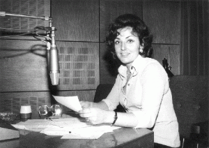 Paola Giusti in una foto del 1975, quando lavorava come speaker presso la Radio Nazionale Tedesca.